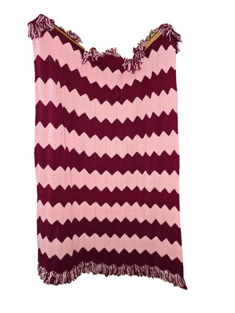 Vintage Handmade Chevron Afghan Blanket Pink Burgundy Fringed Knitted 72" x 50" - Picture 2 of 8